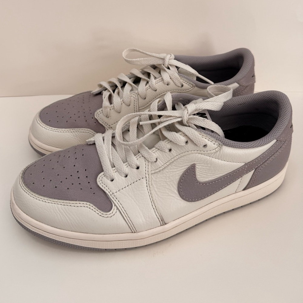 Nike Air Jordan 1 Retro Low OG Size 9.5 Men’s Casual Shoes Atmosphere Grey White